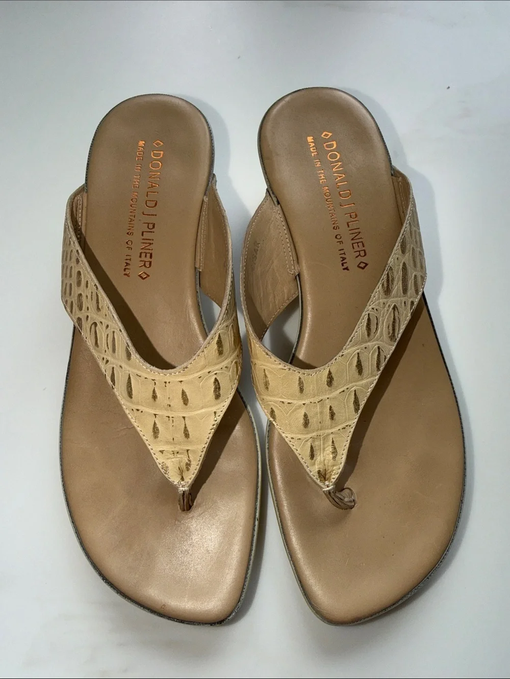 Donald J. Pliner heels - Picture 3 of 7